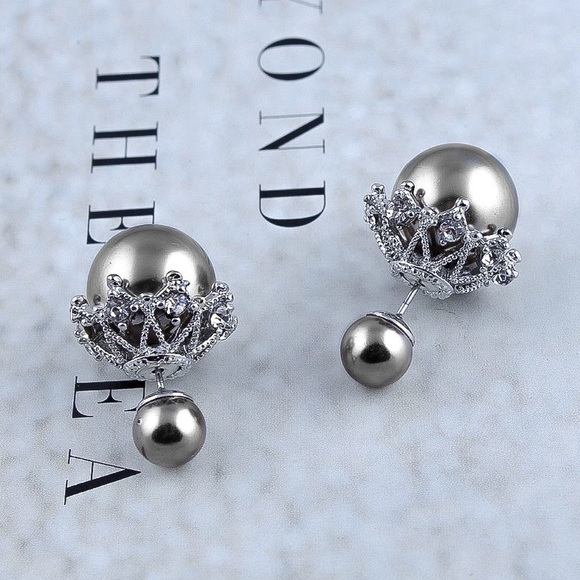 Pearlescent Gray Silver Crystal Pave Double Studs - Picture 4 of 8